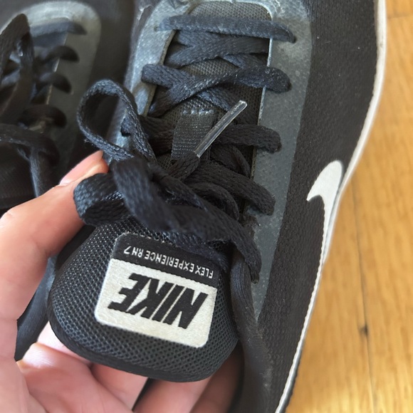 Nike running shoes - Picture 4 of 7